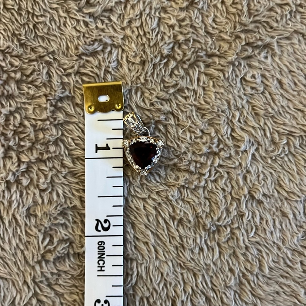 Garnet Gems en Vogue Pendant - Picture 3 of 4